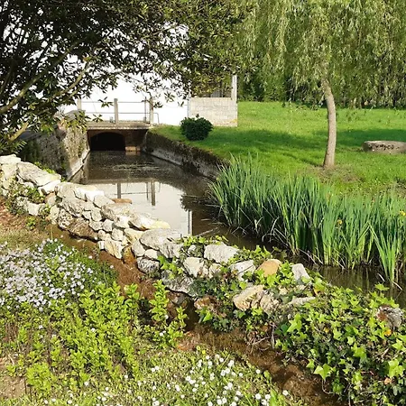 Casa de hóspedes Moulin De La Parenthese Sommieres-du-Clain