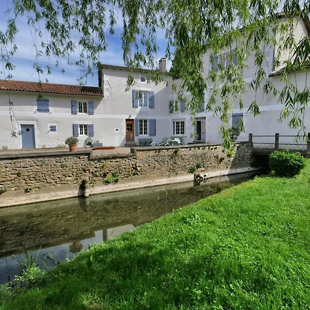 Guest house Moulin De La Parenthese Sommieres-du-Clain