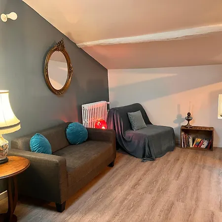 Moulin De La Parenthese Casa de hóspedes *